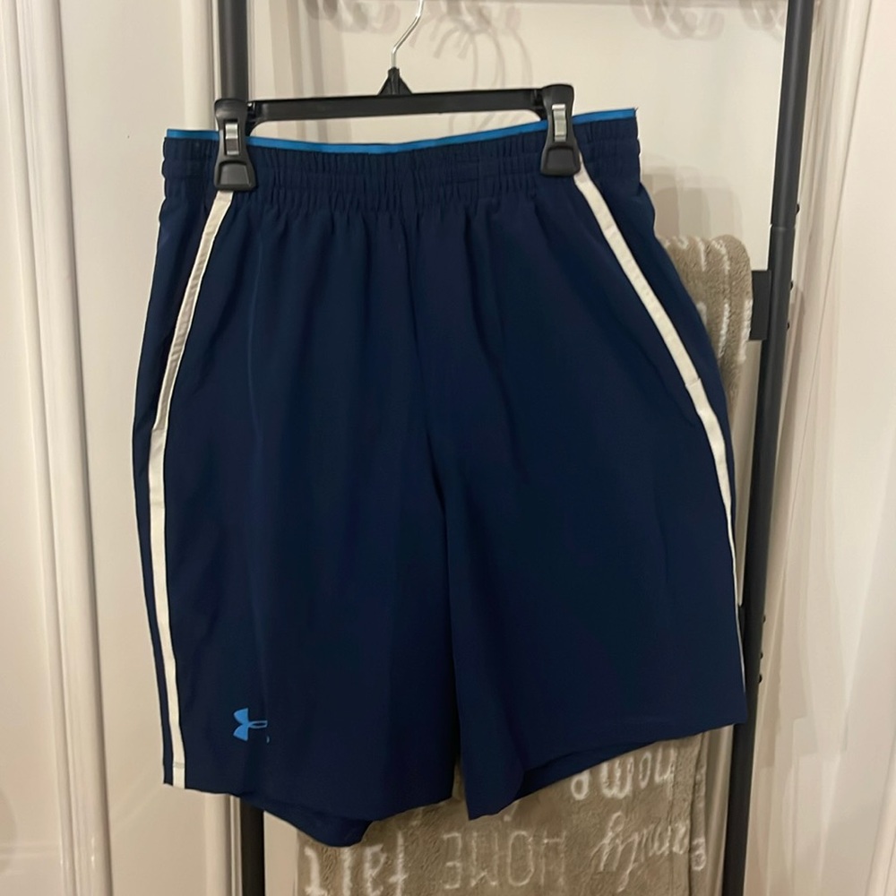 Under armor small navy shorts